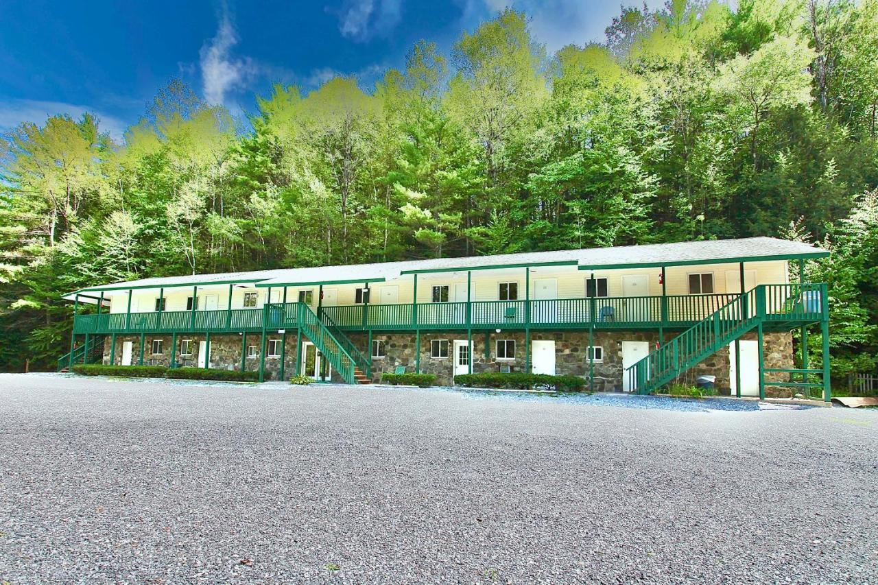 Westbrook Inn Lac George Extérieur photo