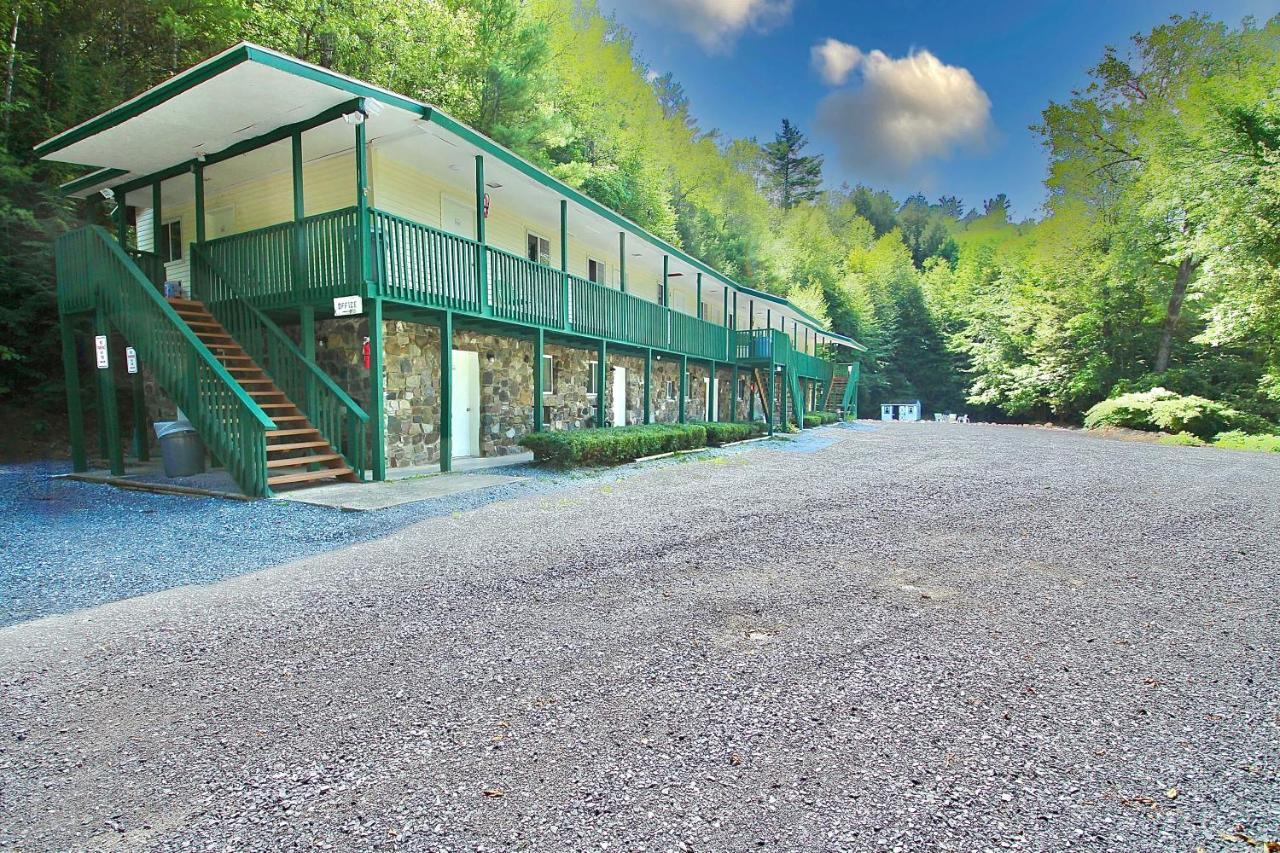 Westbrook Inn Lac George Extérieur photo